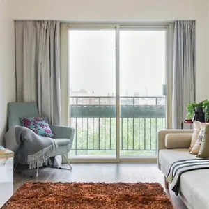 Rivergate With View Apartamento