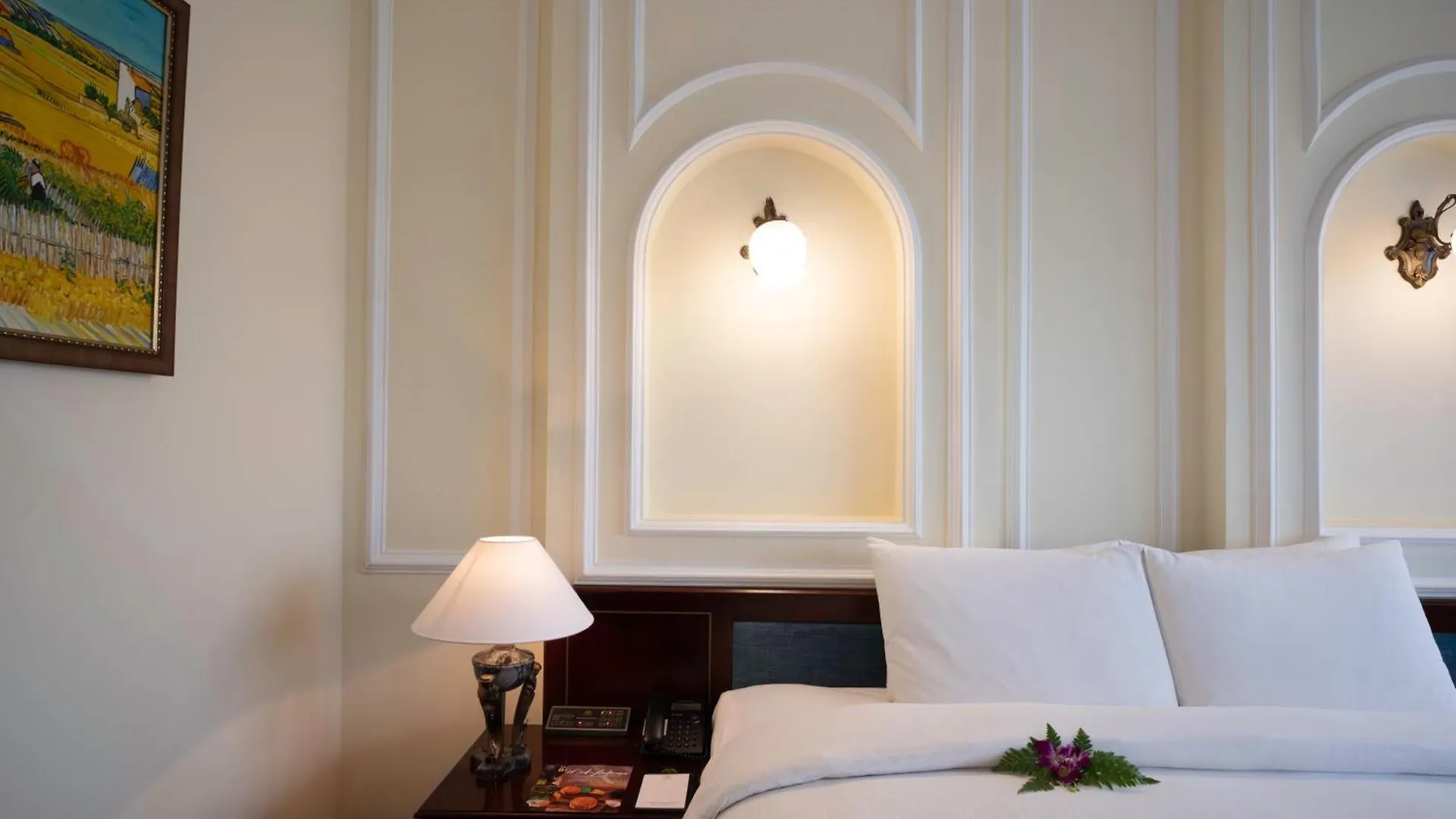 Hotel Majestic Saigon Ho Chi Minh City 5*,