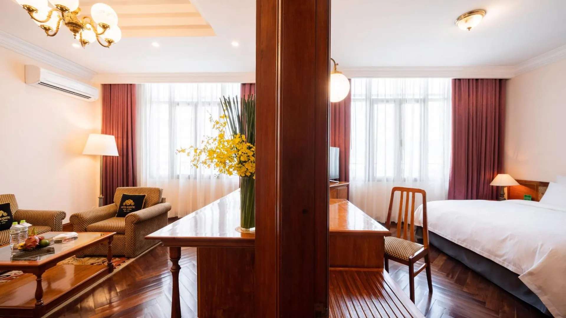 Hotel Majestic Saigon Ho Şi Min