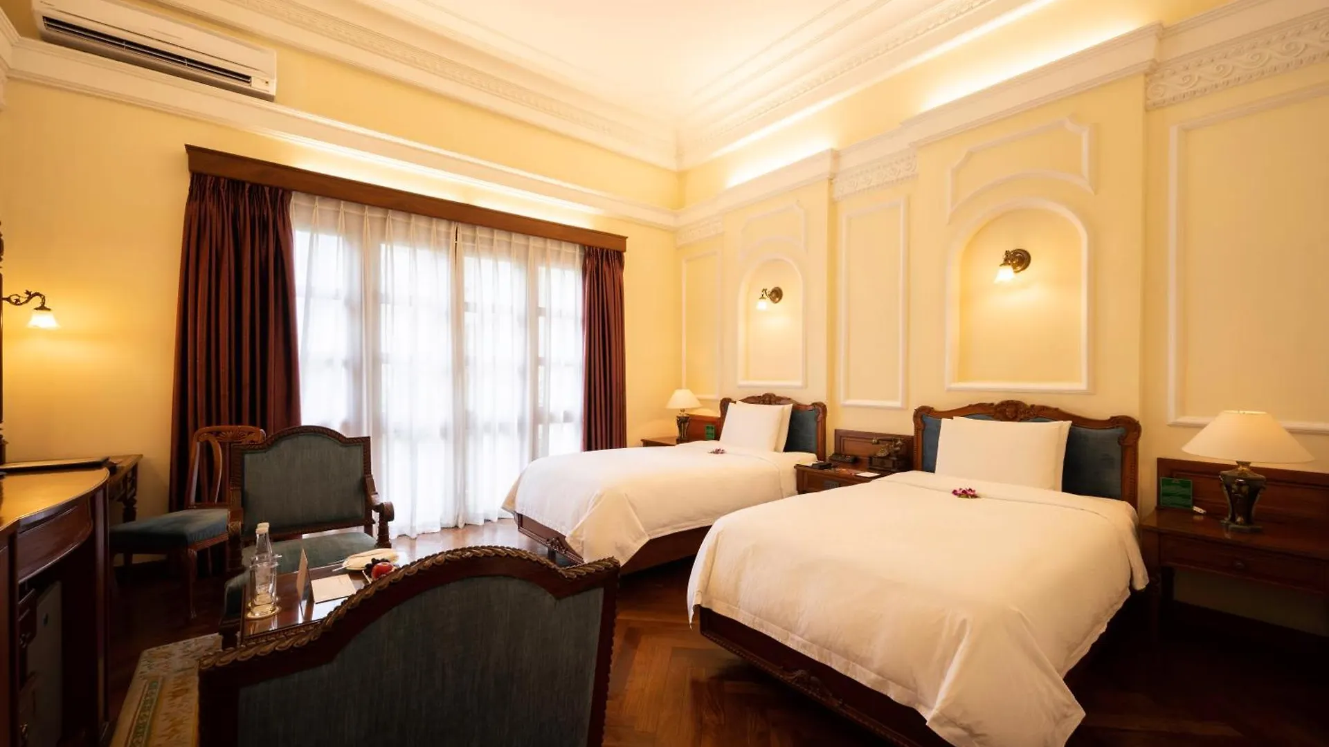 Hotel Majestic Saigon Ho Şi Min